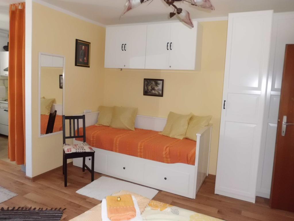 Apartma Mit Seeblick Sankt Gilgen Room photo